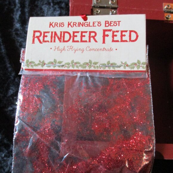 Primitives By Kathy "Kris Kringle's Best Reindeer Feed" Wooden Box & Glitter Bag - Picture 3 of 5